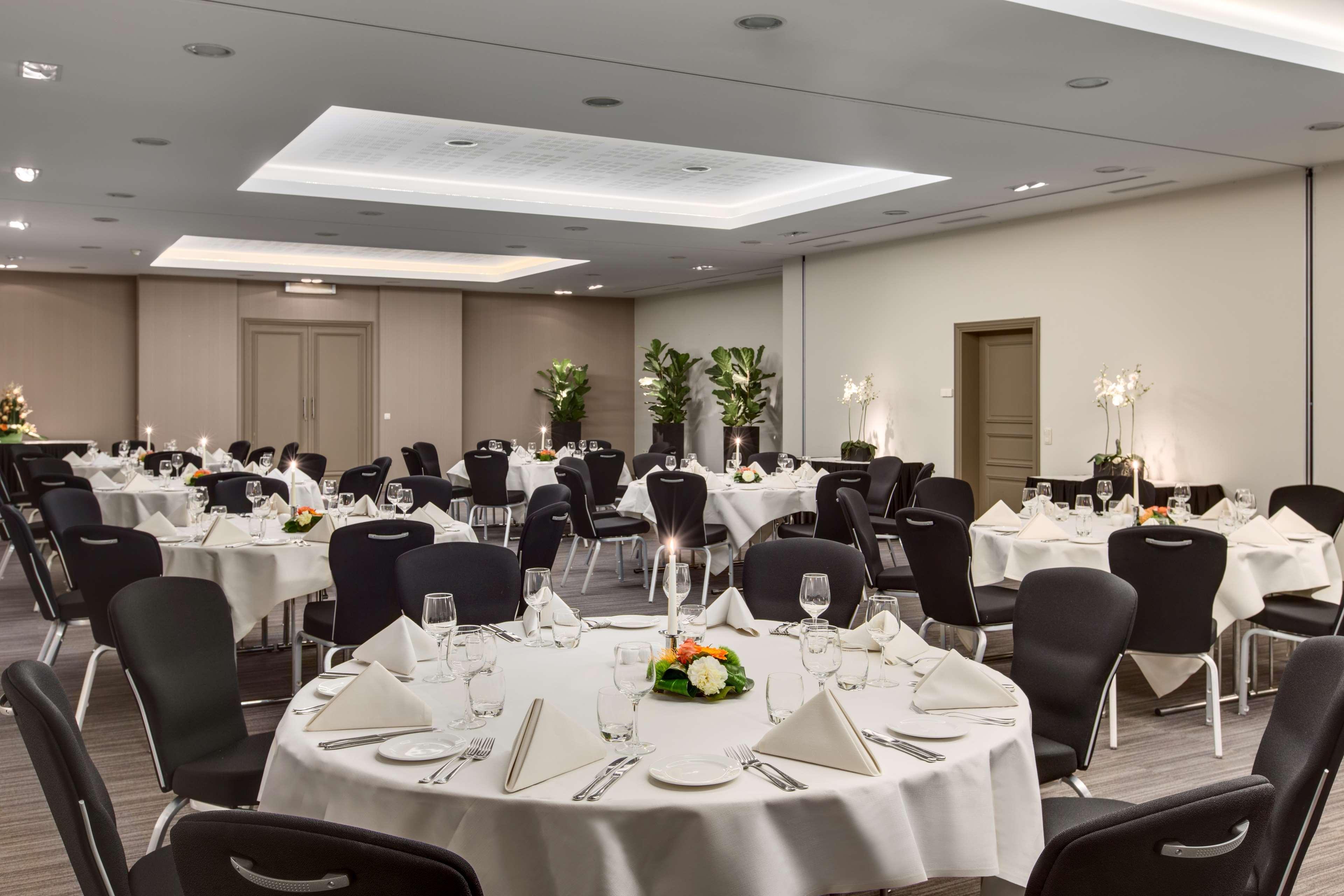 Nh Brugge Hotel Bagian luar foto